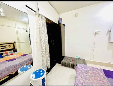 Living Room in 1 BHK Apartment at Chembur – for Rent