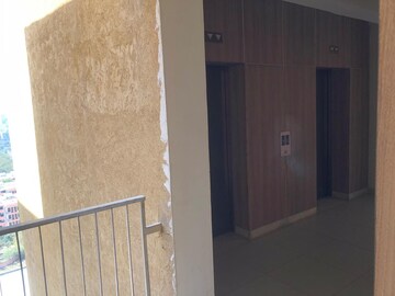 Furnished Amenities in 4 BHK Apartment at Conscient Heritage One, Sector 62 – for Rent