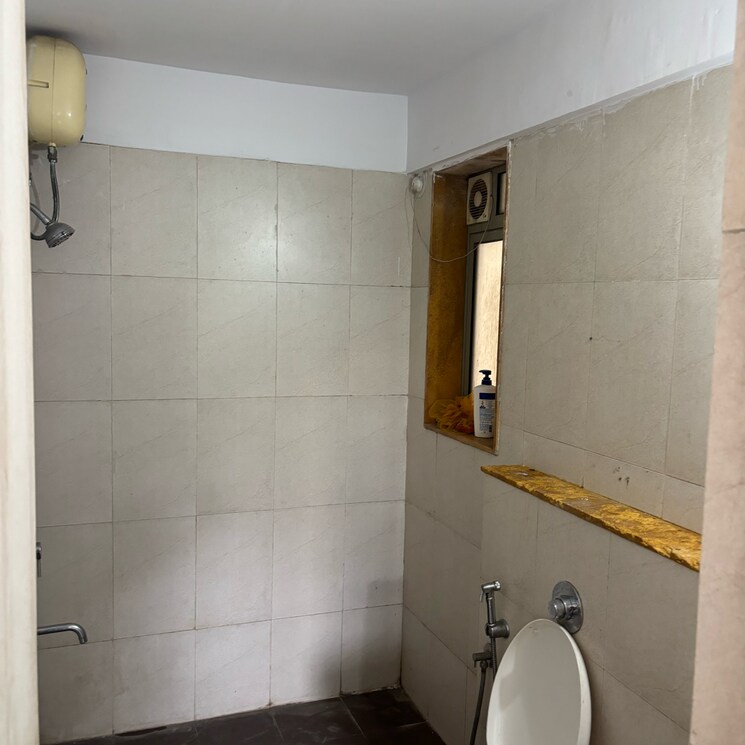 Bathroom, lodha-casa-rio 2 Bedroom 909 Sq.Ft. Apartment In Nilaje N V Thane 8905297