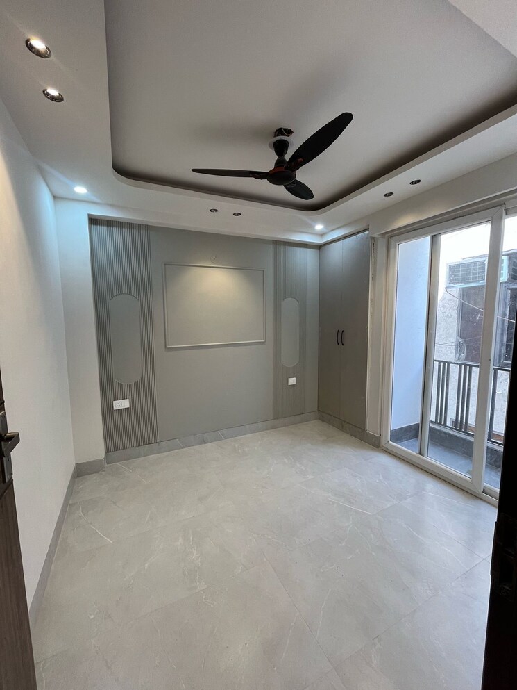 Room, chattarpur 1 Bedroom 50 Sq.Yd. Apartment In Chattarpur Delhi 8905305