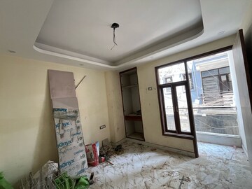 1 BHK Apartment For Sale in Chattarpur