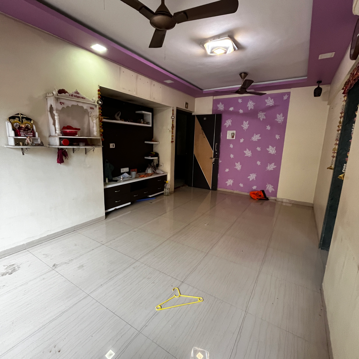 2 BHK 650 Sq.Ft. Apartment in Yashraj Park CHS