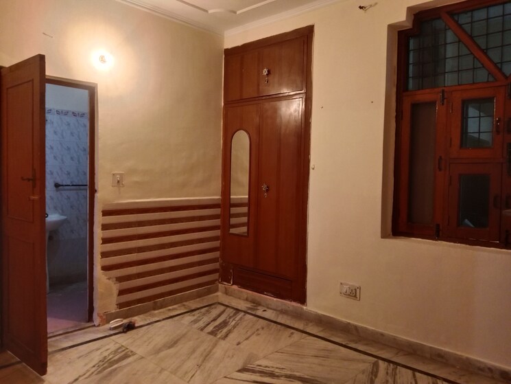 Room, ashoka enclave 2 Bedroom 1200 Sq.Ft. Builder Floor In Ashoka Enclave Faridabad 8905310