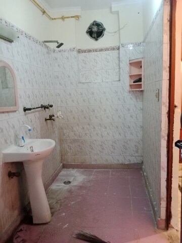 Bathroom in 2 BHK Builder Floor at Ashoka Enclave – for Rent
