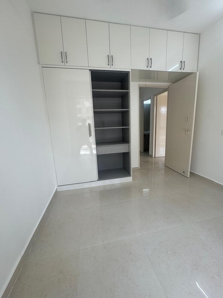 Room, signature-the-millennia-2 2 Bedroom 681 Sq.Ft. Apartment In Sector 37d Gurgaon 8905334