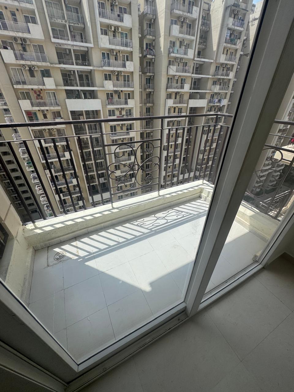 2 BHK 681 Sq.Ft. Apartment in Signature The Millennia 2