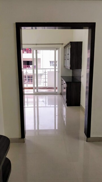 Room in 2 BHK Apartment at Trendset Rythme, Kondapur – for Rent