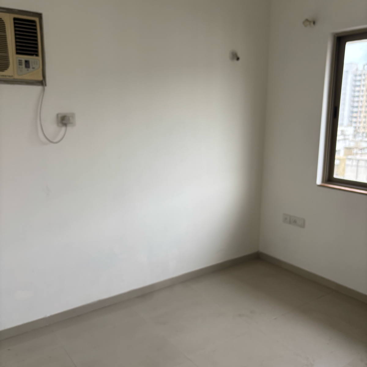 1.5 BHK + Pooja Room Apartment For Sale in Lodha Casa Bella Gold