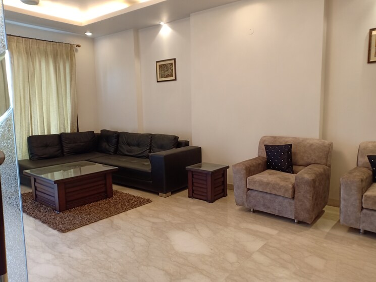 Living Room, defence colony 3 Bedroom 3000 Sq.Ft. Apartment In Defence Colony Delhi 8905391