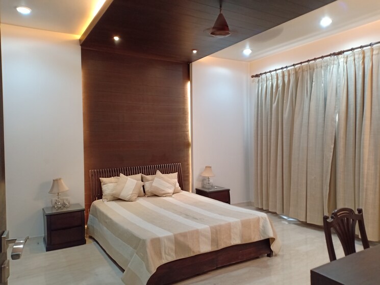 Bedroom, defence colony 3 Bedroom 3000 Sq.Ft. Apartment In Defence Colony Delhi 8905391