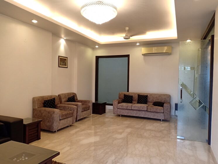 Living Room, defence colony 3 Bedroom 3000 Sq.Ft. Apartment In Defence Colony Delhi 8905391