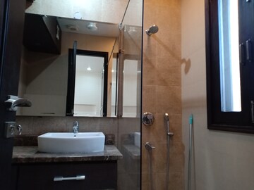 Attached Bathroom in 3 BHK Apartment at Defence Colony – for Rent