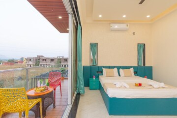 Master Bedroom in 1 BHK Apartment at Anand Yog Society, Viman Nagar – for Sale