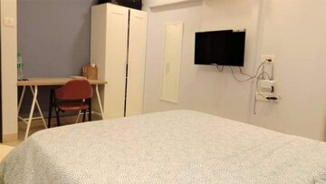 Bedroom in 3 BHK Apartment at Defence Colony – for Rent