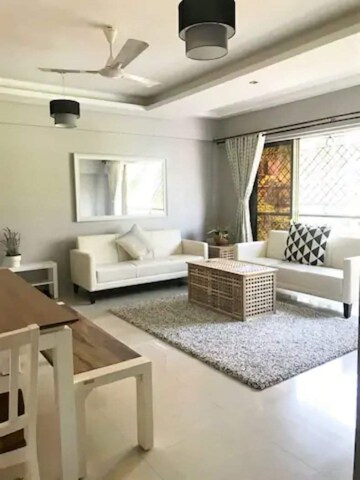 Living Room in 3 BHK Apartment at Defence Colony – for Rent