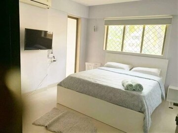 Bedroom in 3 BHK Apartment at Defence Colony – for Rent