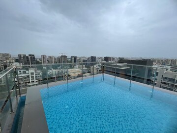 Swimming Pool in 3 BHK Apartment at Windermere Apartment, Santacruz West – for Rent