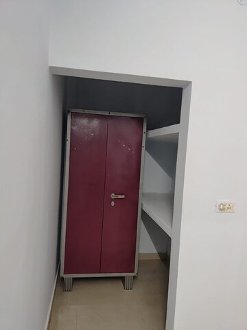 Furnished Amenities in 2 BHK Independent House at Gomti Nagar – for Rent