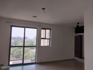 2 BHK Apartment For Sale in Unitech Uniworld Gardens 2, Sector 47