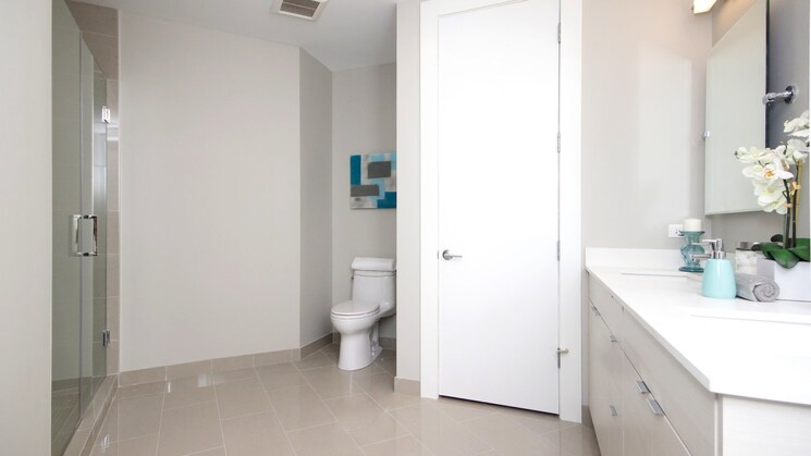 Attached Bathroom, defence colony 1.5 Bedroom 1250 Sq.Ft. Apartment In Defence Colony Delhi 8905420