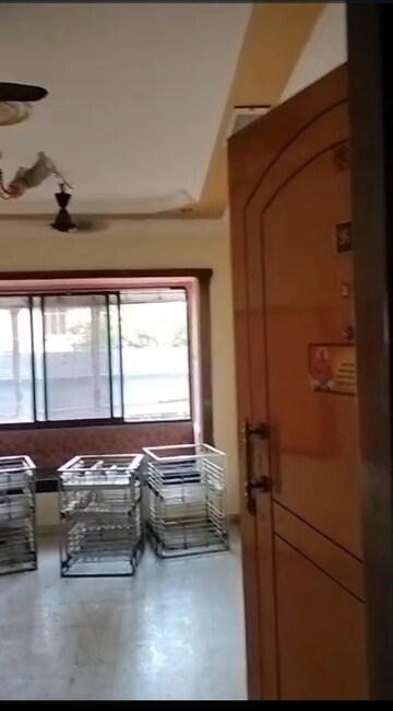 Living Room in 1.5 BHK Apartment at Ashirwad CHS Dadar East, Dadar East – for Rent