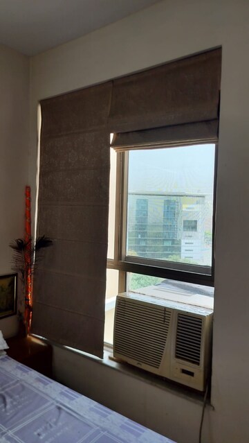 Bathroom in 3.5 BHK Apartment at Unitech Uniworld Gardens 2, Sector 47 – for Rent