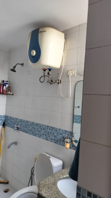 Bathroom in 3.5 BHK Apartment at Unitech Uniworld Gardens 2, Sector 47 – for Rent