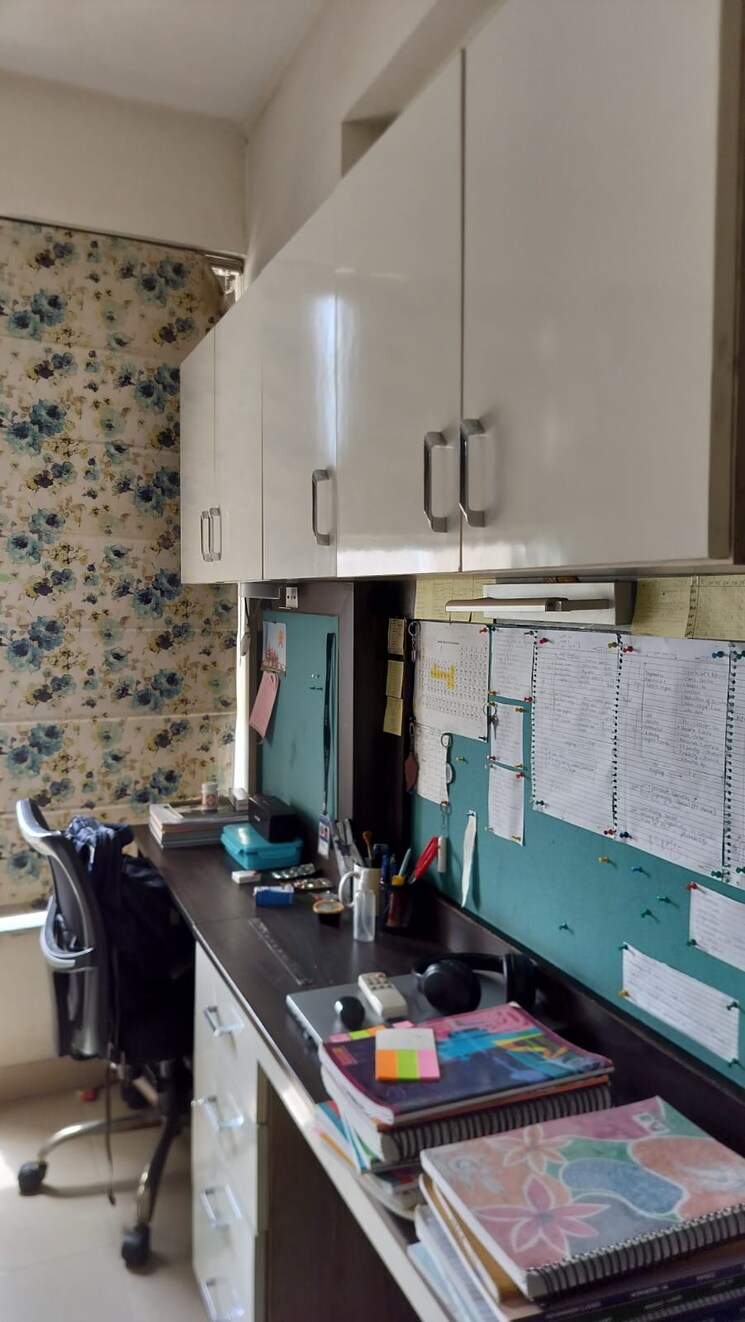 Kitchen, unitech-uniworld-gardens-2 3.5 Bedroom 1386 Sq.Ft. Apartment In Sector 47 Gurgaon 8905437