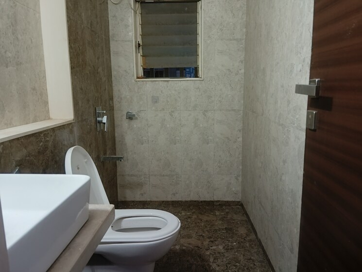 Bathroom, romell-diva 2 Bedroom 748 Sq.Ft. Apartment In Malad West Mumbai 8905438