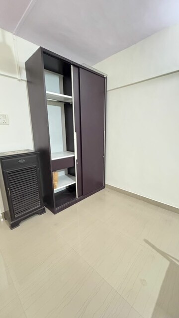 Room in 2 BHK Apartment at Hiranandani Garden Blue Bell, Powai – for Rent