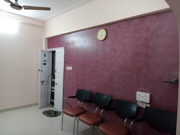 Furnished Amenities in 2 BHK Apartment at Andheri West – for Rent