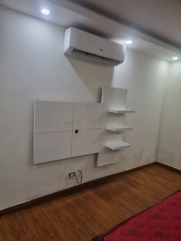 Bathroom, gomti nagar 3 Bedroom 2158 Sq.Ft. Apartment In Gomti Nagar Lucknow 8905451
