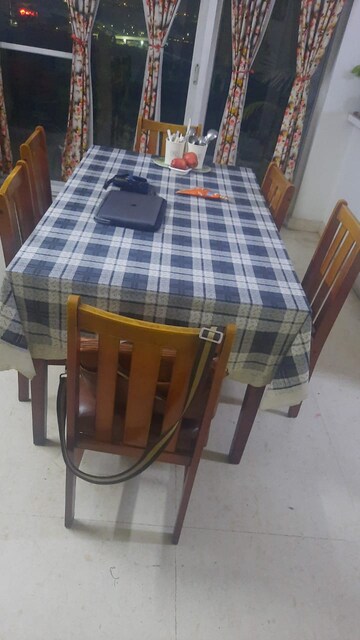Living Room in 3 BHK Apartment at Gomti Nagar – for Rent