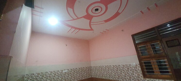 undefined, sector 3 1.5 Bedroom 540 Sq.Yd. Independent House In Sector 3 Faridabad 8905453