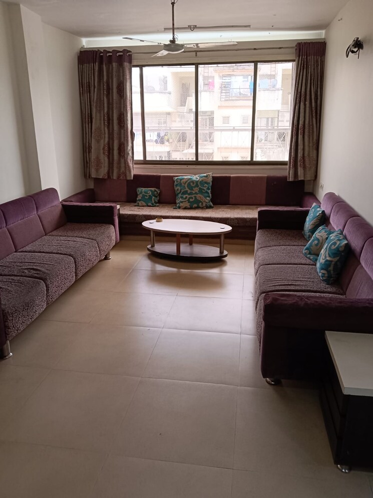 Living Room, satellite 3 Bedroom 1450 Sq.Ft. Apartment In Satellite Ahmedabad 8905454