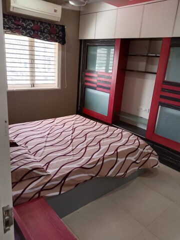 Bedroom in 3 BHK Apartment at Satellite – for Rent