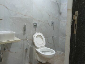 Bathroom in 2 BHK Apartment at Malad West – for Rent