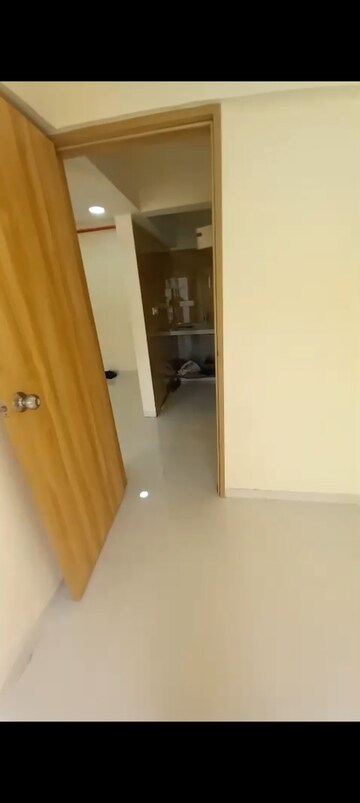 Room in 1 BHK Apartment at Sayba Heritage, Kurla East – for Rent