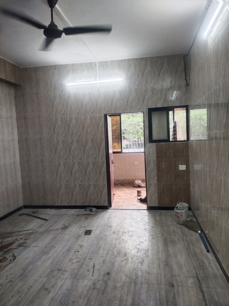 Room, garib-nawaz-chs 1 Bedroom 500 Sq.Ft. Apartment In Kurla West Mumbai 8905472