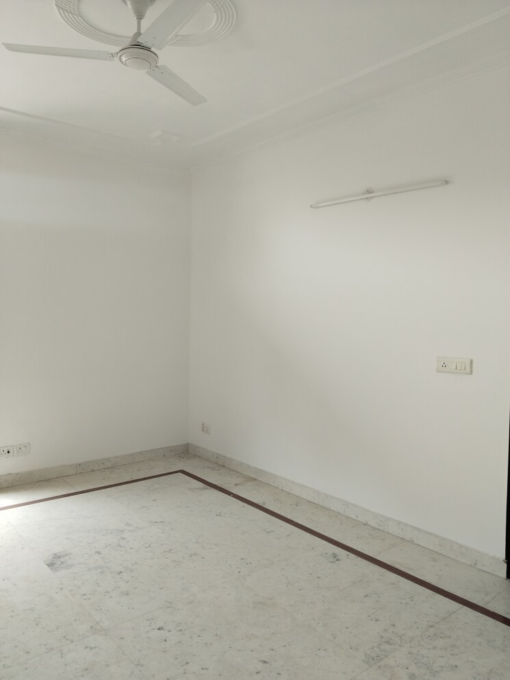 Room, ambience-multi-unit-residential-apartments 3 Bedroom 2500 Sq.Ft. Builder Floor In Jasola Delhi 8905486