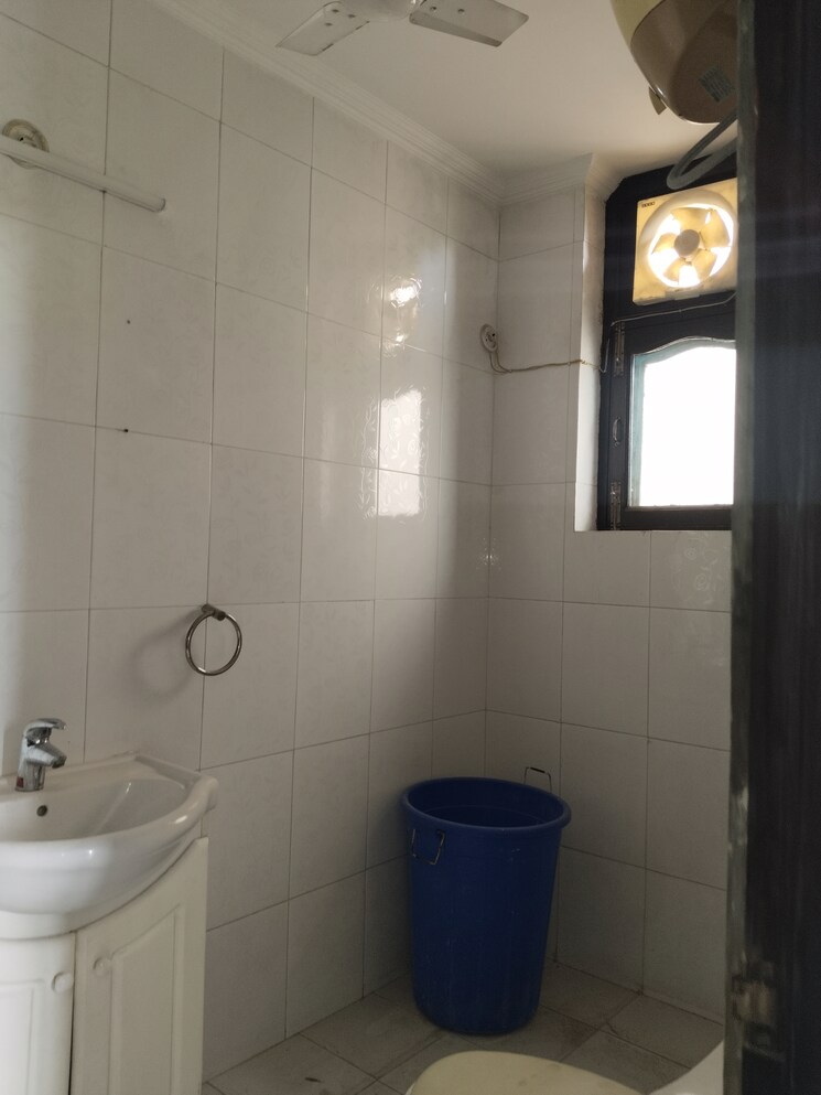 Bathroom, ambience-multi-unit-residential-apartments 3 Bedroom 2500 Sq.Ft. Builder Floor In Jasola Delhi 8905486