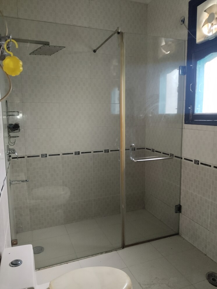 Bathroom, ambience-multi-unit-residential-apartments 3 Bedroom 2500 Sq.Ft. Builder Floor In Jasola Delhi 8905486