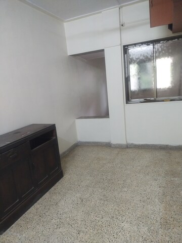 Room in 2 BHK Villa at Kurla Kamgar CHS, Kurla – for Rent