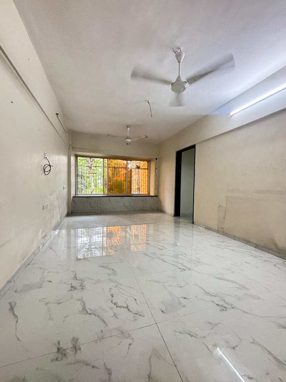 2 BHK 1210 Sq.Ft. Apartment in Safal Complex