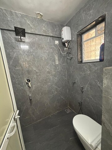Furnished Amenities in 2 BHK Apartment at Safal Complex, Nerul – for Rent
