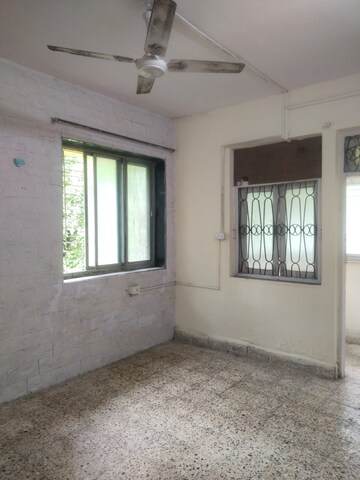 Room in 1 BHK Apartment at Best CHS, Kurla – for Rent