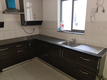 Kitchen in 3.5 BHK Apartment at Unitech The Residences Gurgaon, Sector 33 – for Rent