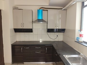 Kitchen in 3.5 BHK Apartment at Unitech The Residences Gurgaon, Sector 33 – for Rent