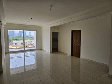 Room in 4 BHK Apartment at Prestige Beverly Hills, Kokapet – for Sale
