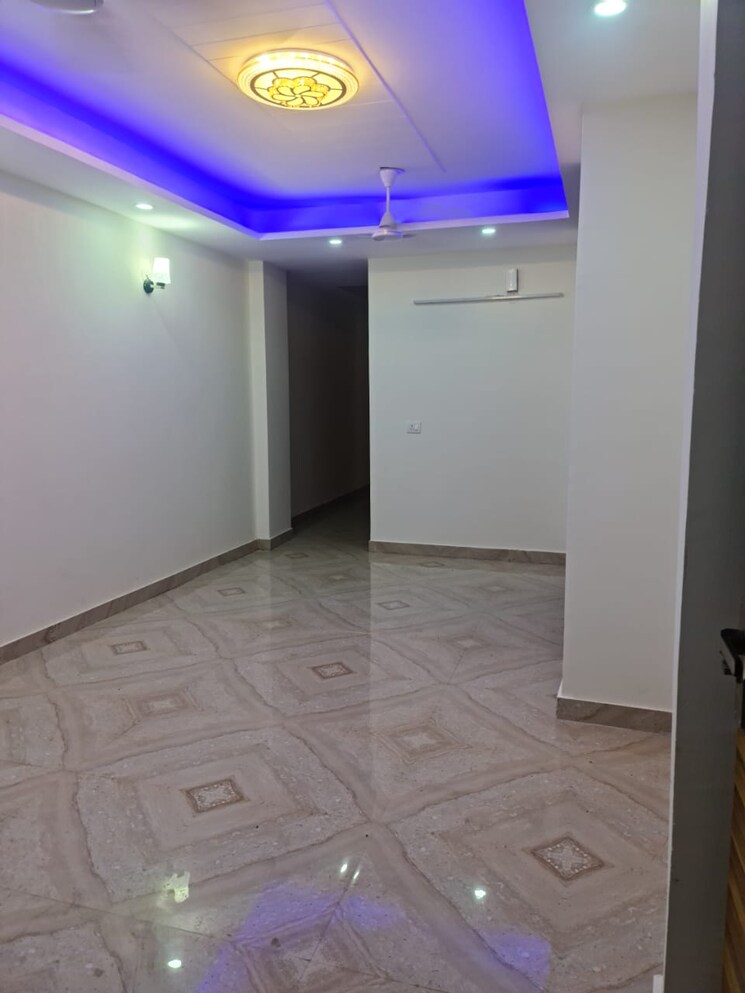 Room, panchsheel vihar 3 Bedroom 1150 Sq.Ft. Apartment In Panchsheel Vihar Delhi 8905563